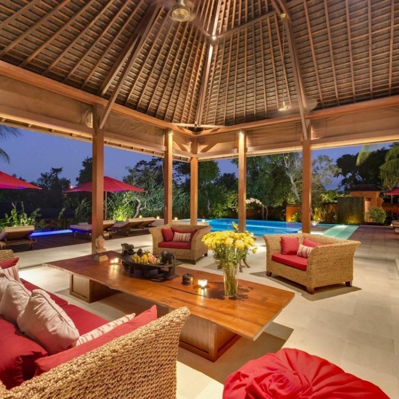 Spacious 4 Bedroom Luxury Villa for Sale in Pererenan, Bali