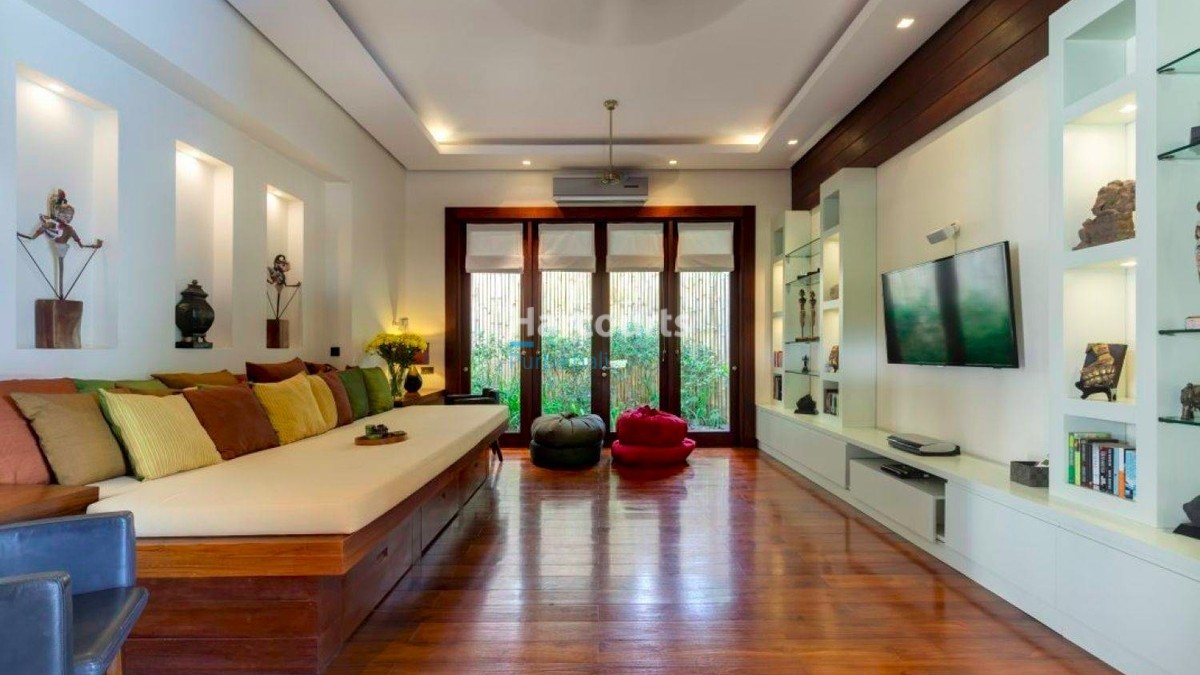 Spacious 4 Bedroom Luxury Villa for Sale in Pererenan, Bali