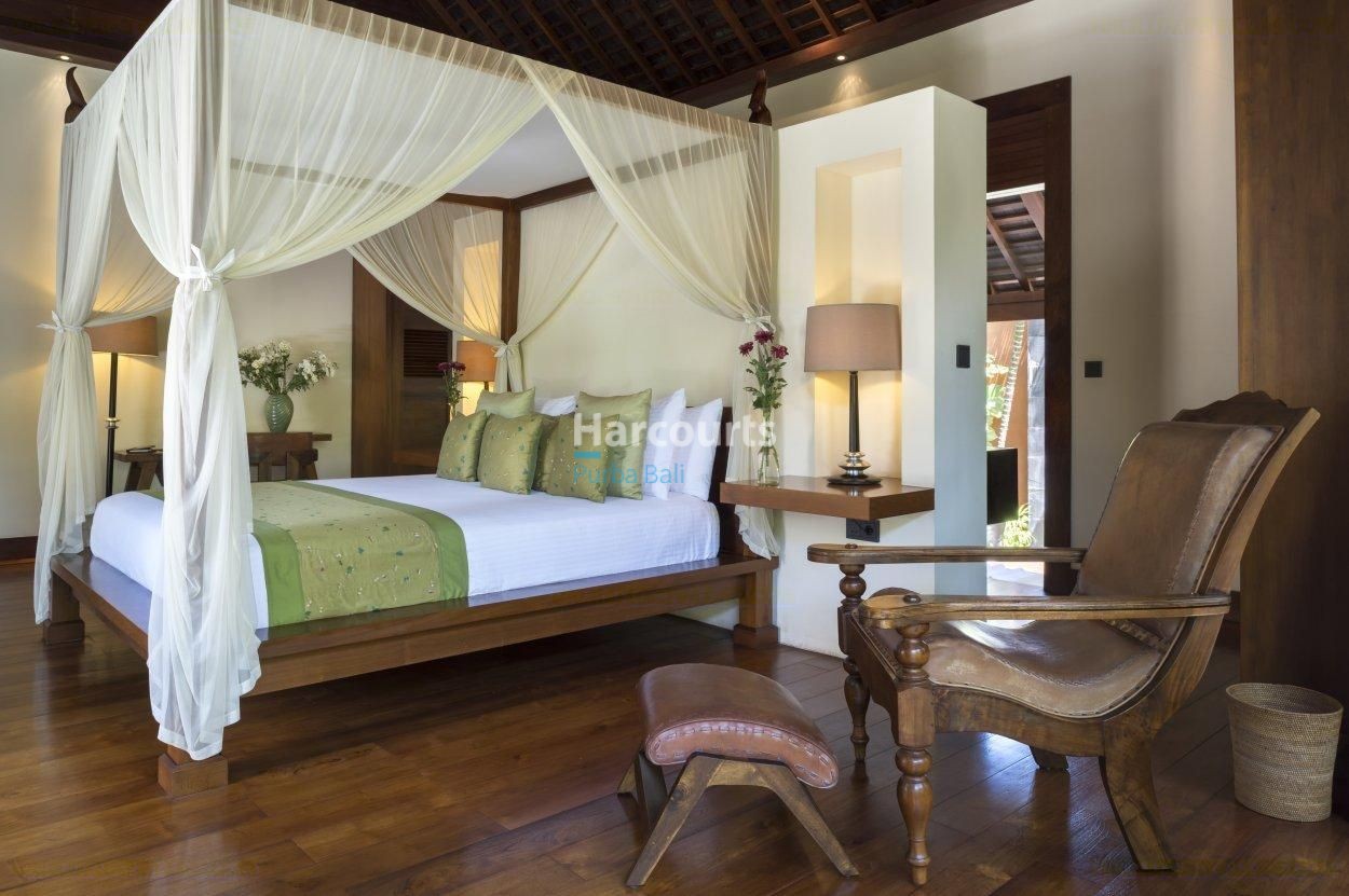 Spacious 4 Bedroom Luxury Villa for Sale in Pererenan, Bali