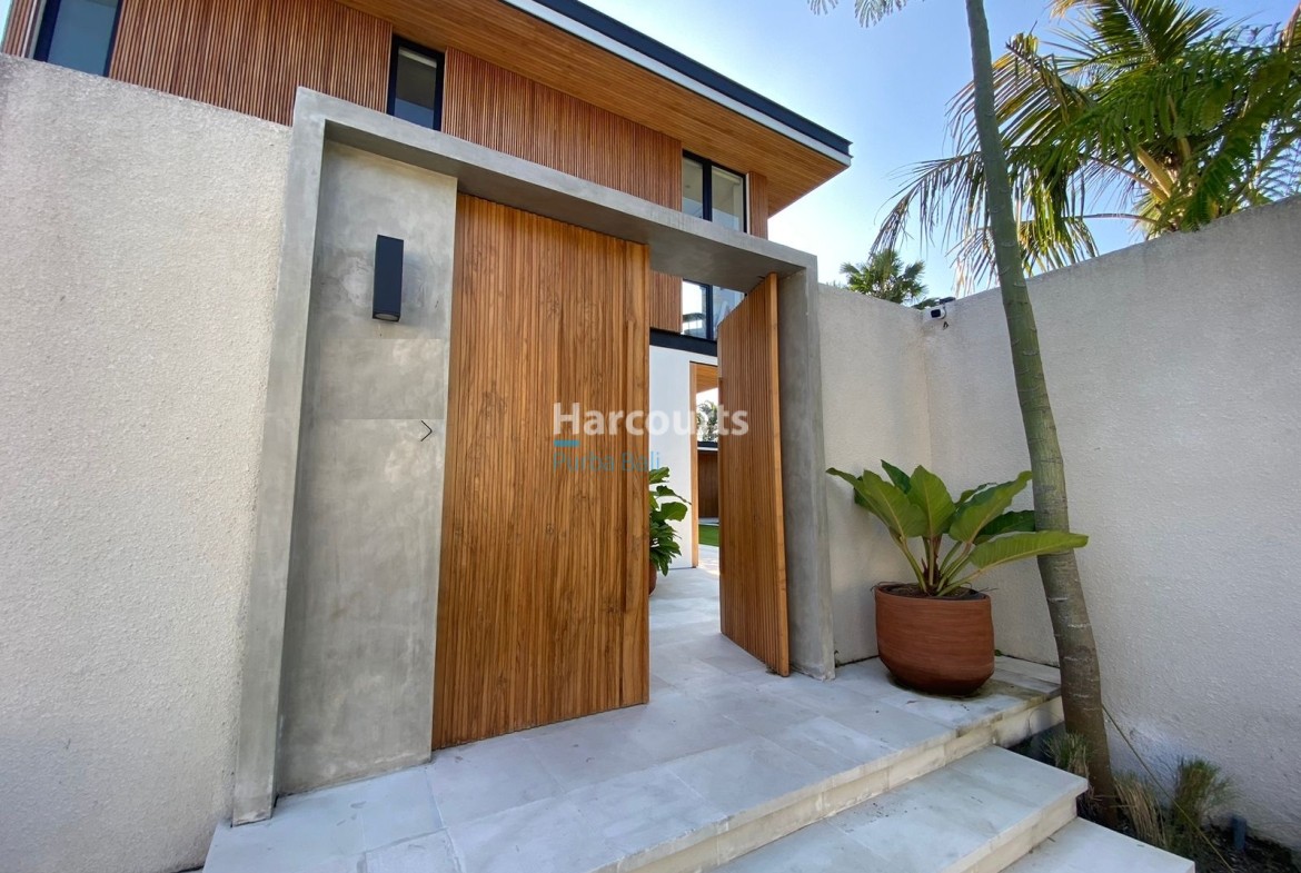 Modern Luxury Villa in Berawa, Canggu, Bali