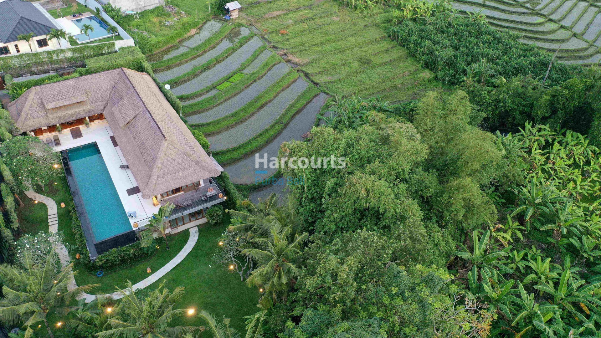 Spacious & Majestic Luxury Villa for Sale in Bali