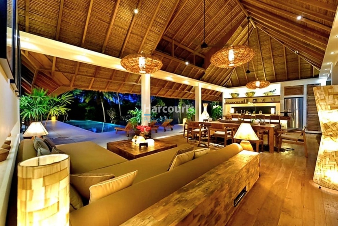 Spacious & Majestic Luxury Villa for Sale in Bali