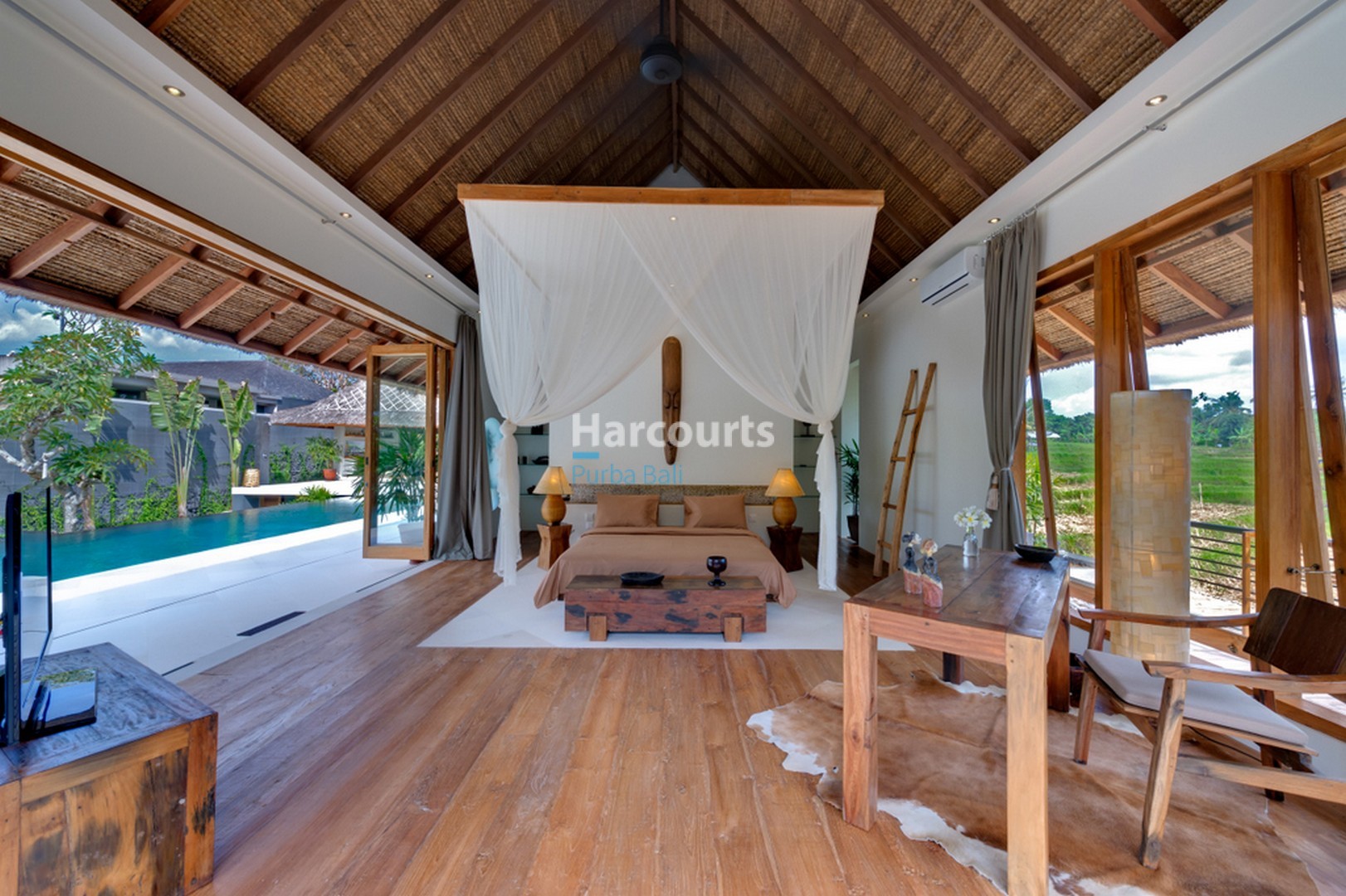 Spacious & Majestic Luxury Villa for Sale in Bali