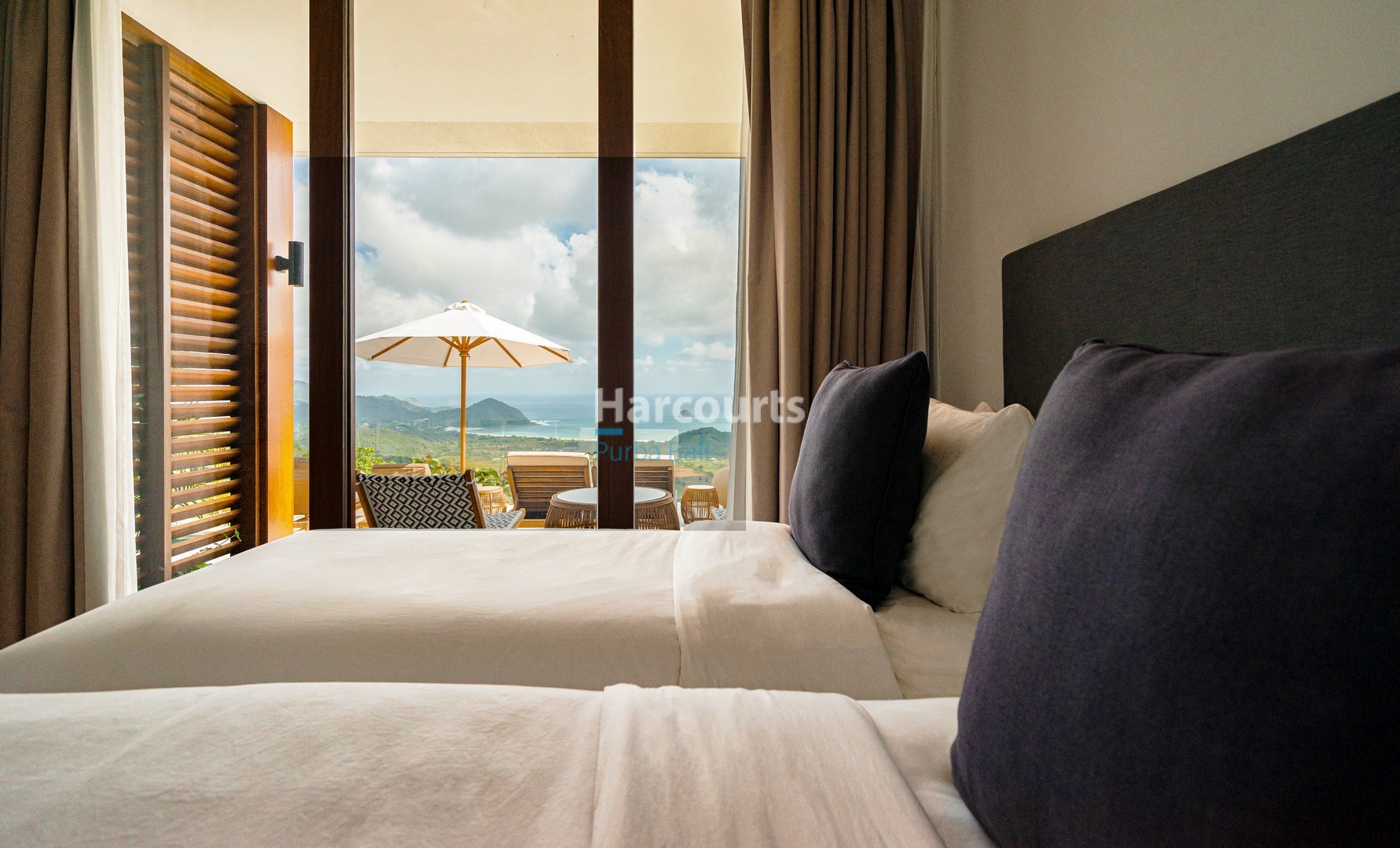 Luxury Lombok 2 Bedroom Villa, Hillside Ocean View