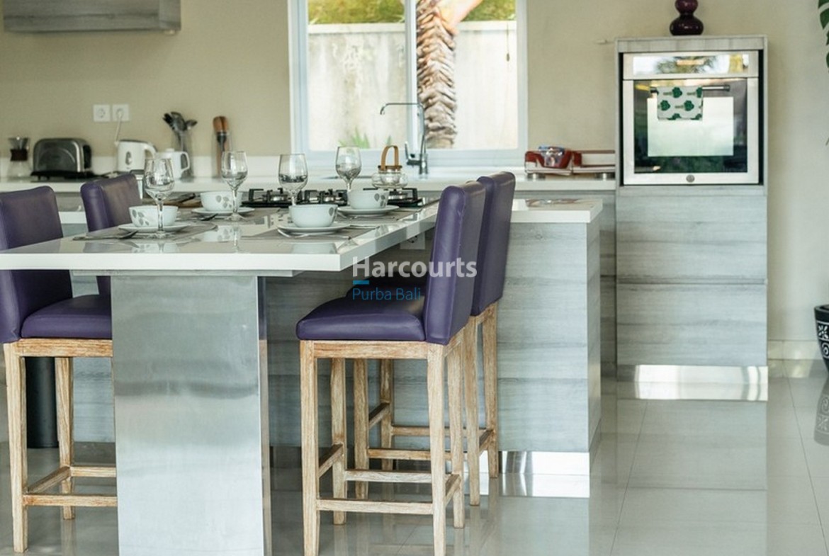 Bukit, Bali, Lovely Ungasan Villa Conveniently Located