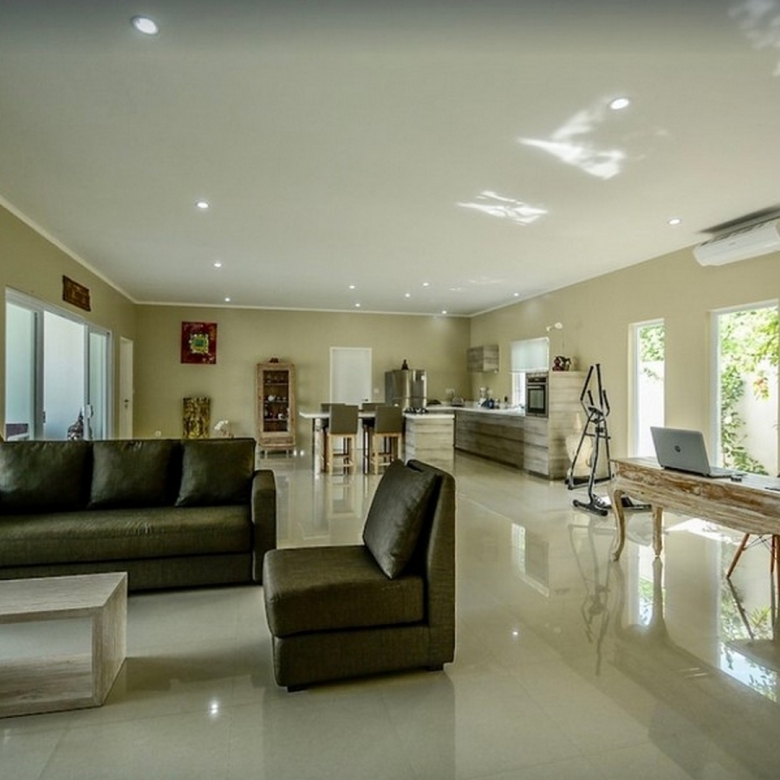 Bukit, Bali, Lovely Ungasan Villa Conveniently Located