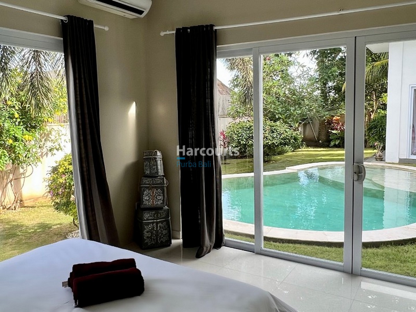 Bukit, Bali, Lovely Ungasan Villa Conveniently Located