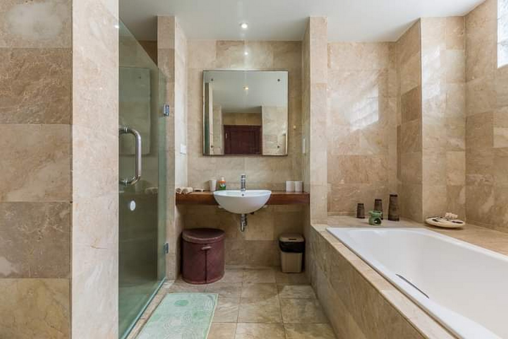 Seminyak Bali 2-Bedroom Apartment in 4 Story Complex