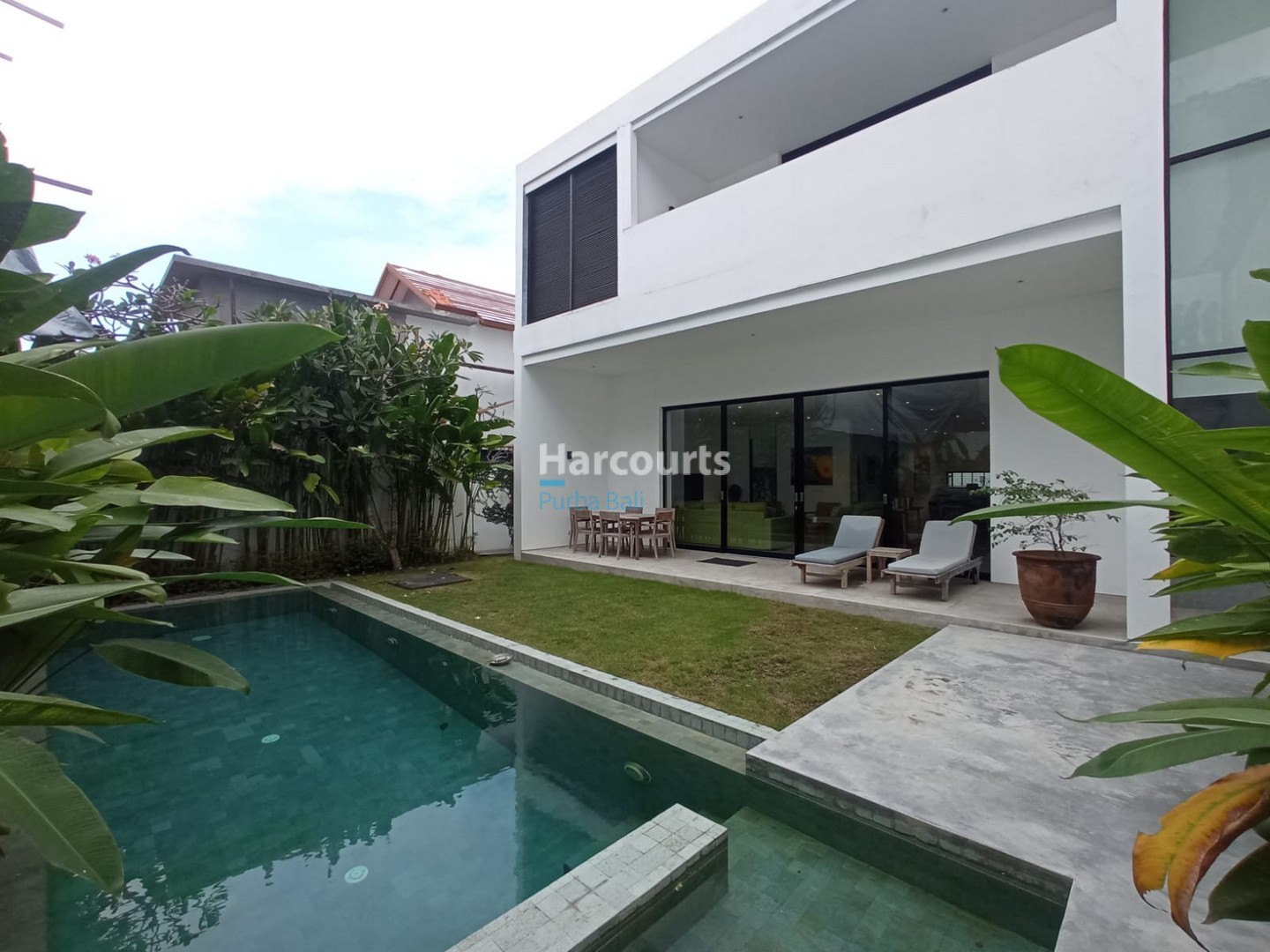 Chic Bali Villa Rental Umalas Bali