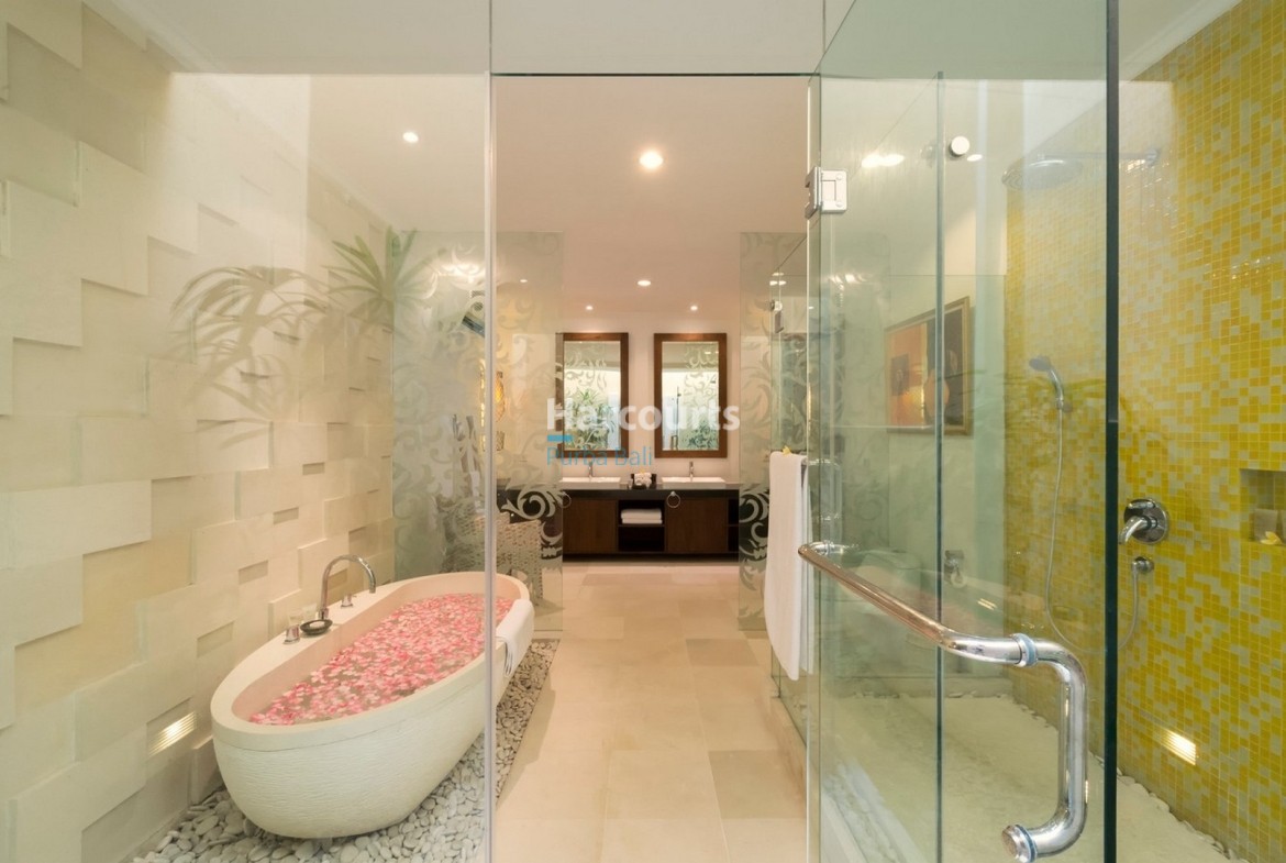 Canggu Bali Luxury Leasehold Property - Tumbak Bayuh Villas