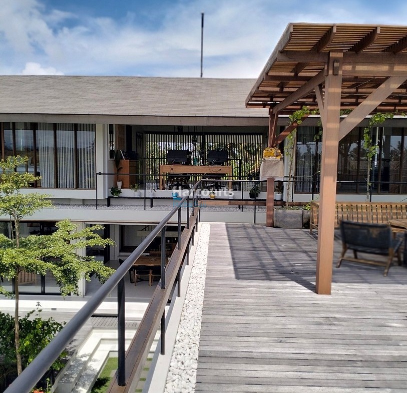Modern Bali Villa in Canggu for Sale, Freehold, Tumbak Bayuh Villa with Views