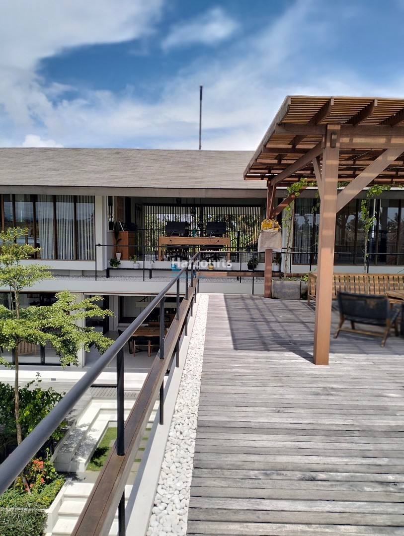 Modern Bali Villa in Canggu for Sale, Freehold, Tumbak Bayuh Villa with Views