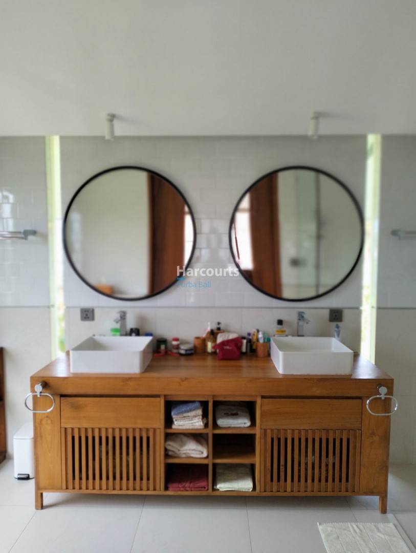 Modern Bali Villa in Canggu for Sale, Freehold, Tumbak Bayuh Villa with Views