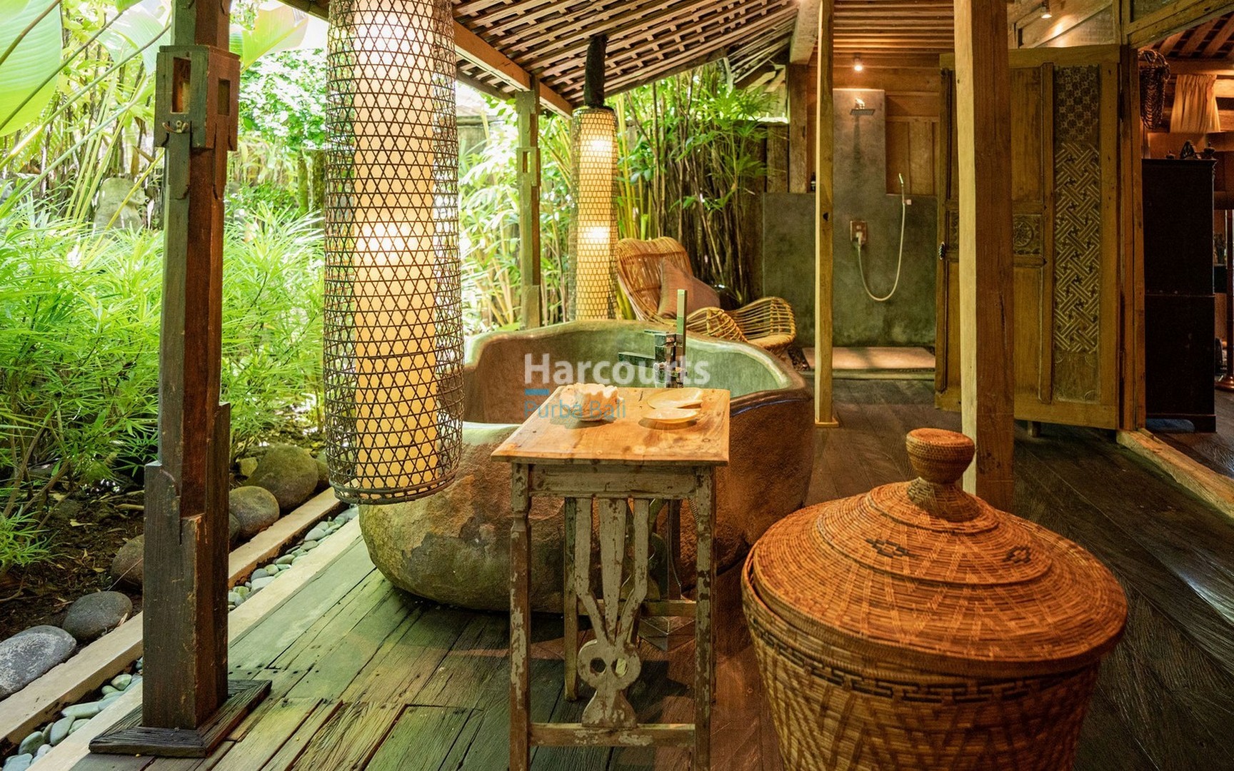 Magnificent 5-Bedroom Joglo Estate - Berawa Luxury Leasehold Villa Bali