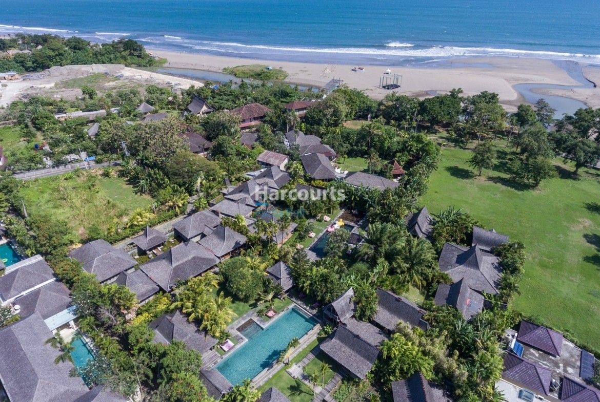 Magnificent 5-Bedroom Joglo Estate - Berawa Luxury Leasehold Villa Bali