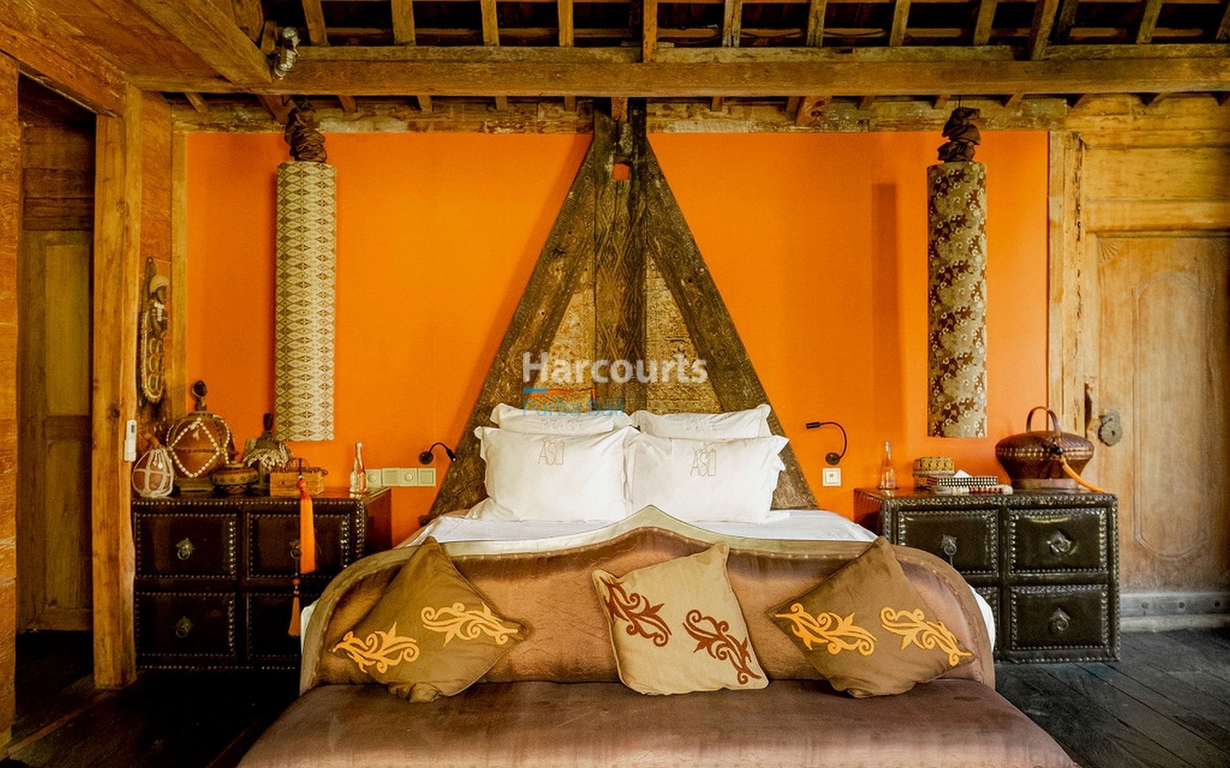 Magnificent 5-Bedroom Joglo Estate - Berawa Luxury Leasehold Villa Bali