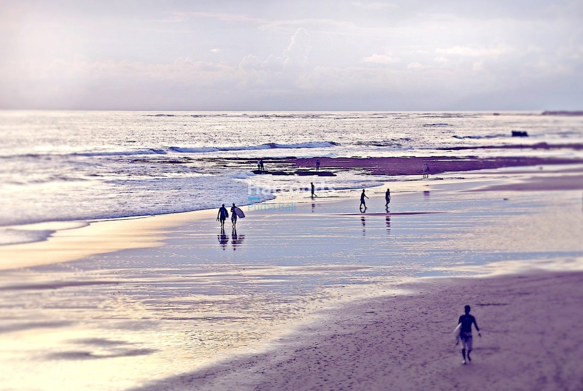 Echo Beach Bali