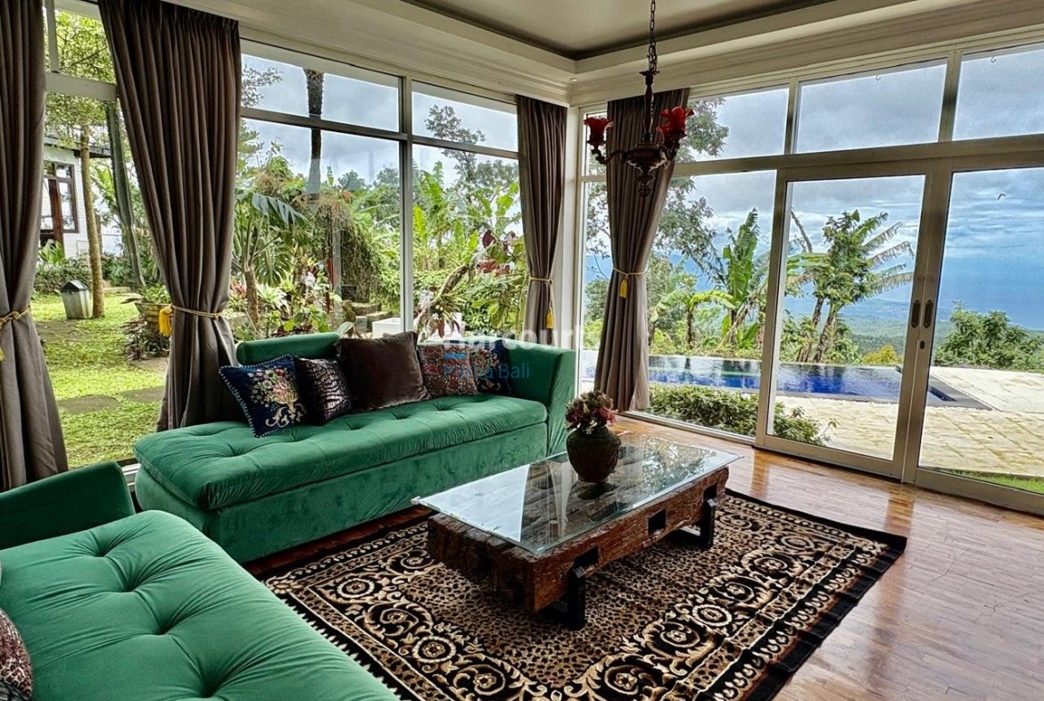 Luxury Leasehold Villa North Property Investment