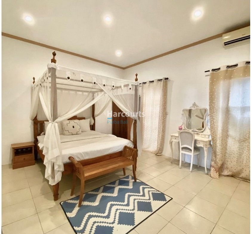 Charming Berawa Villa With Garden