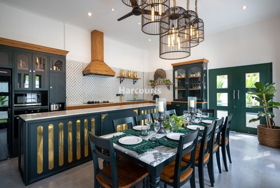 Strategically Positioned Berawa 4 Bed Freehold Villa