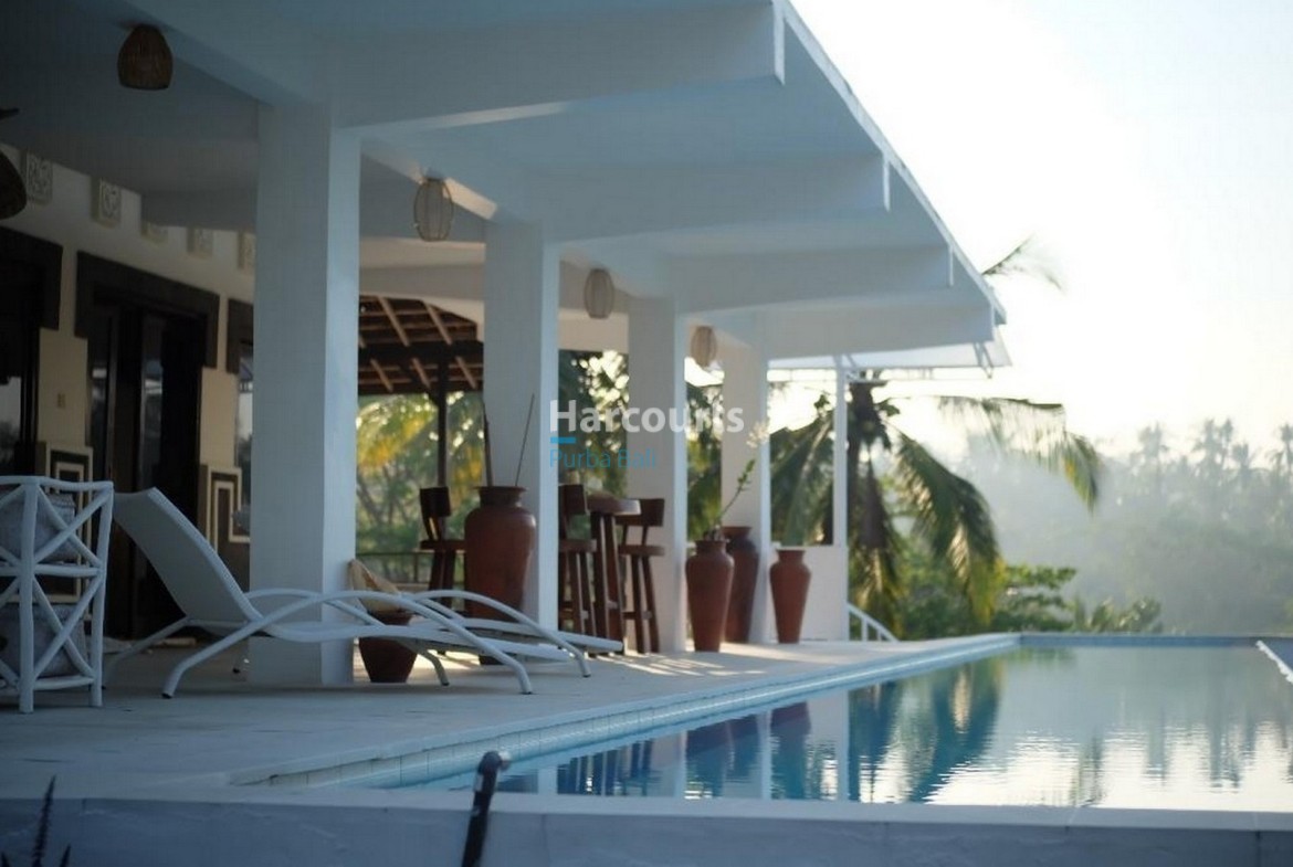 Spacious Villa With Ocean & River Views