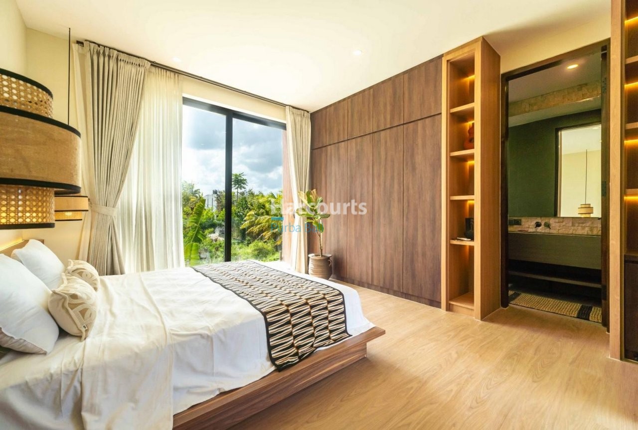 Located Serene Coastal Area Property Investment