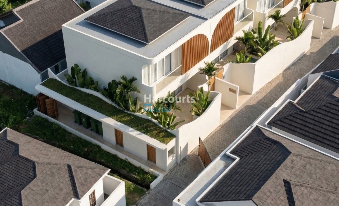 Located Fast Growing Residential Enclave Luxury Living