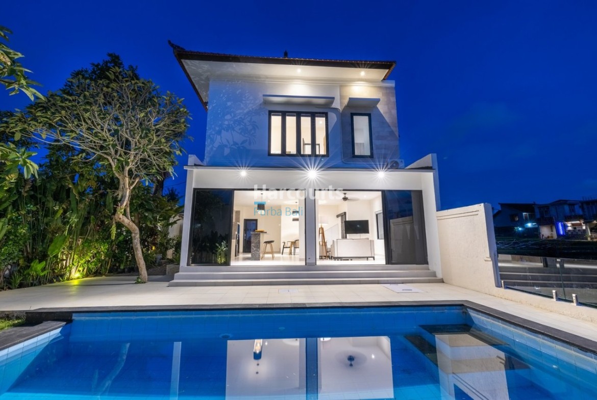 Set Evolving Neighborhood Tumbak Holiday Rental