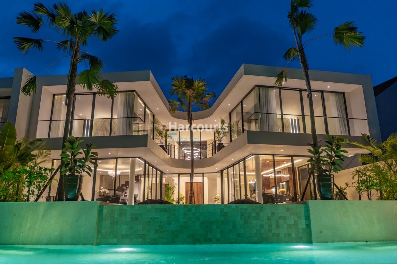 Stylishly Designed Freehold Villa Holiday Rental