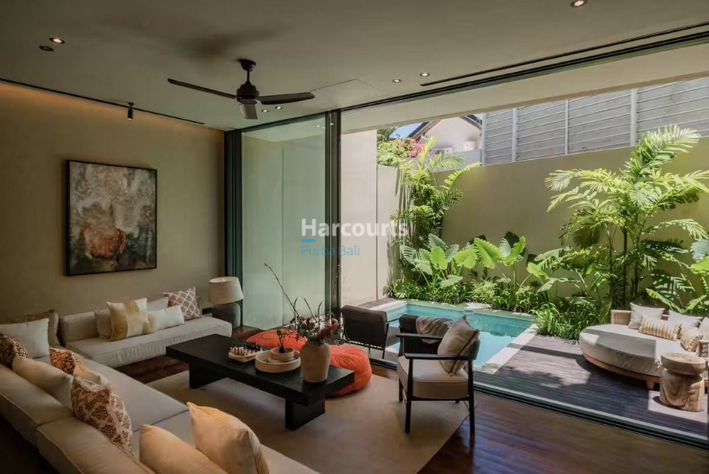 3 Bedroom Luxury Villa Berawa Swimming Pool