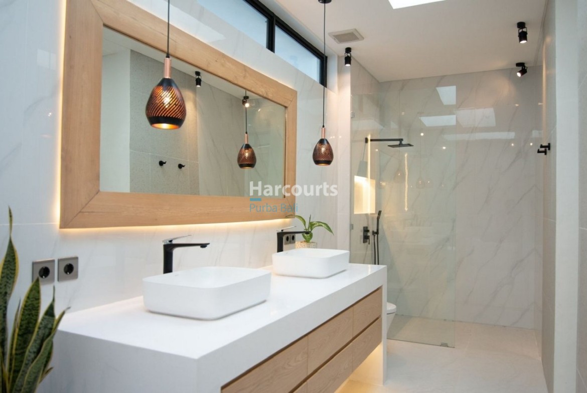Fabulous Opportunity Secure Stunning Real Estate Bali 1
