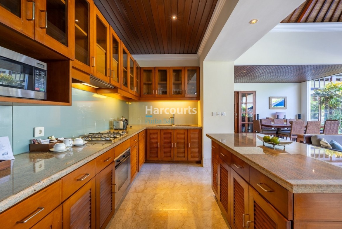 Located Within Well Performing Exclusive Leasehold Opportunity