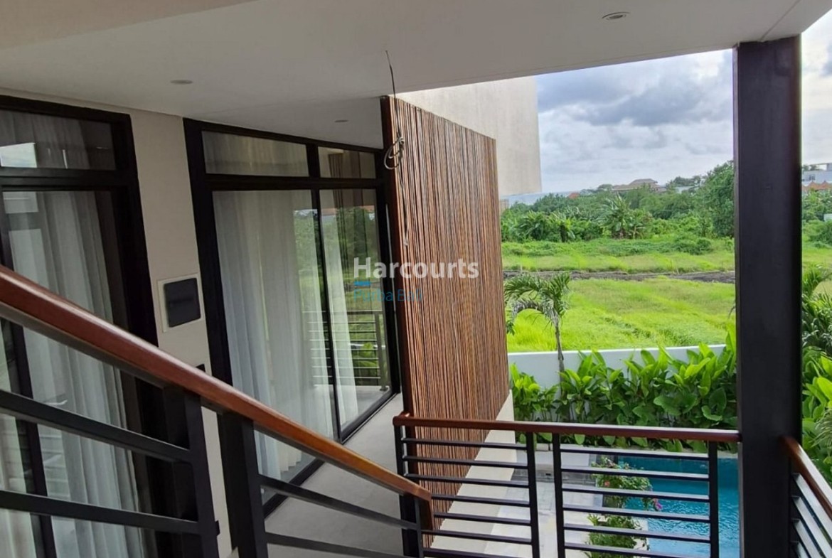 Located Beautiful Surroundings Pantai Holiday Rental