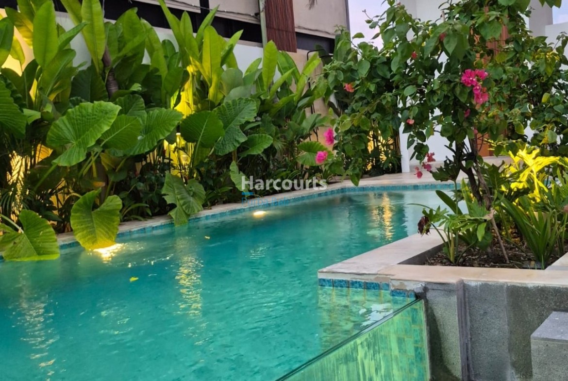 Located Beautiful Surroundings Pantai Leasehold Opportunity