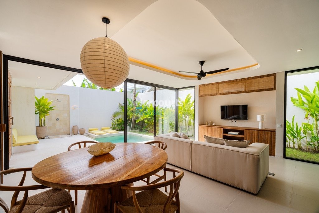 Welcome This Stunning Development Luxury Living