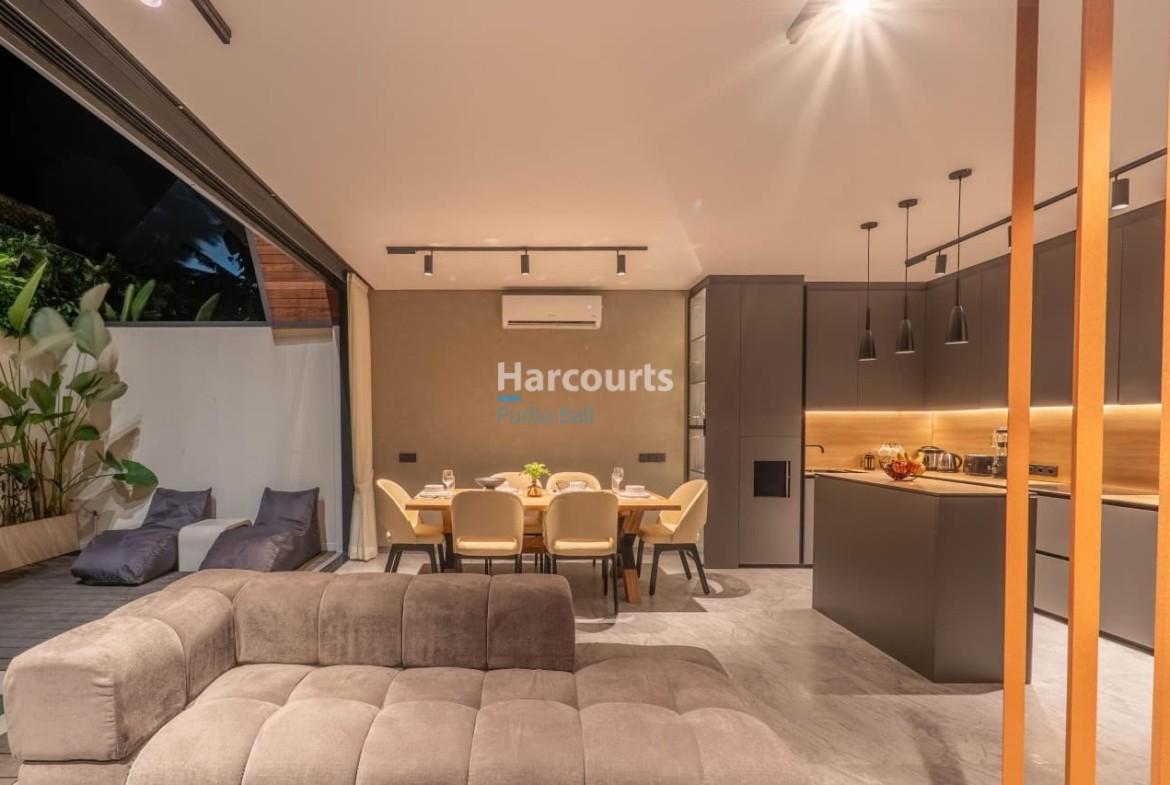 this-turnkey-luxury-loft-tropical-modern