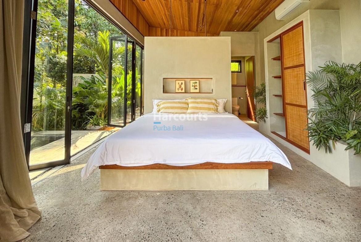 Experience Perfect Balance Calm Freehold Ownership 1