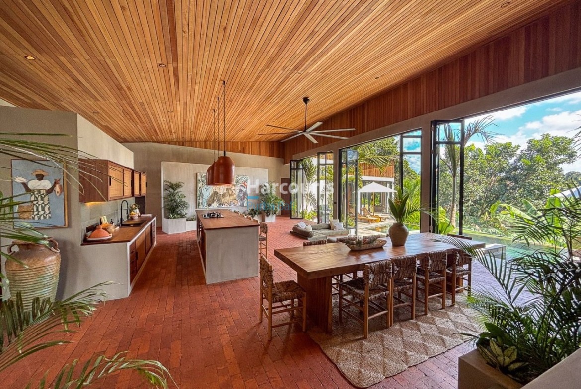 Experience Perfect Balance Calm Tropical Modern