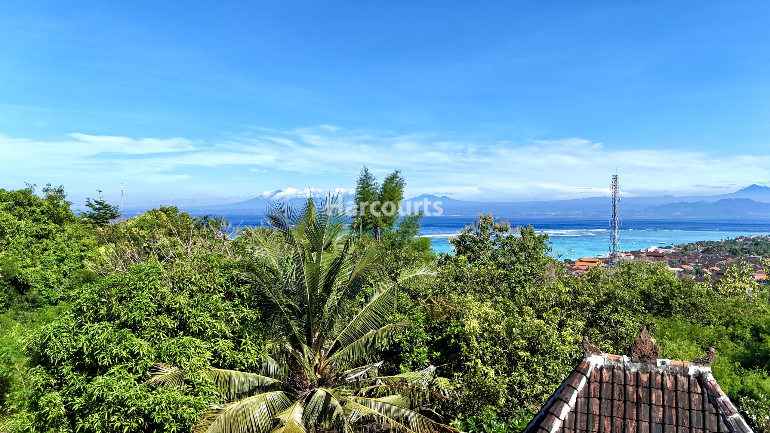 Zone Minimalist Holiday Max Hundred Lembongan