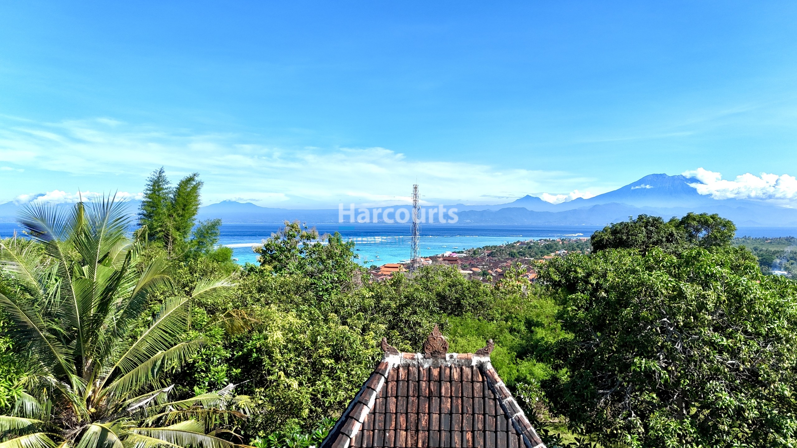 Joglo Lembongan Cozy Spacious Traffic Pricewise