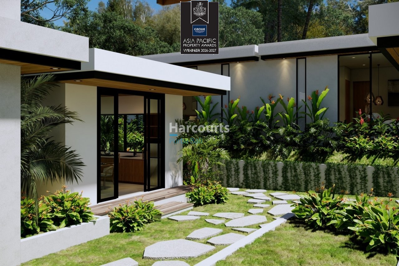 Bingin Bali Villa Cottage White Render Stone Path