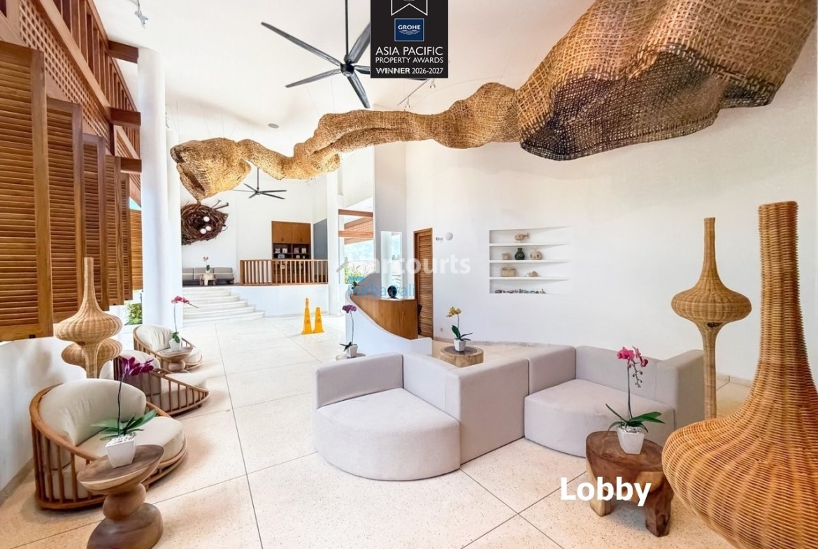 Bingin Bali Villa Cottage Woven Sculpture Lobby