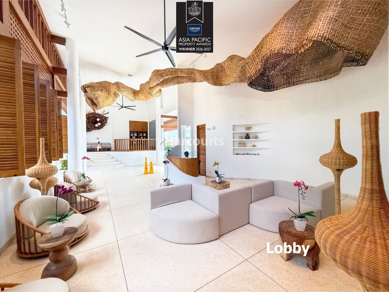 Bingin Bali Villa Cottage Woven Sculpture Lobby