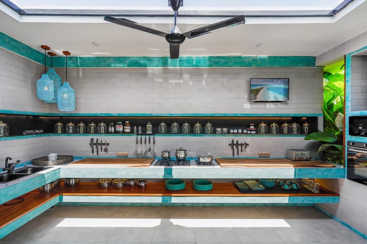 Openclose Total Resort Serene Magic Tropical