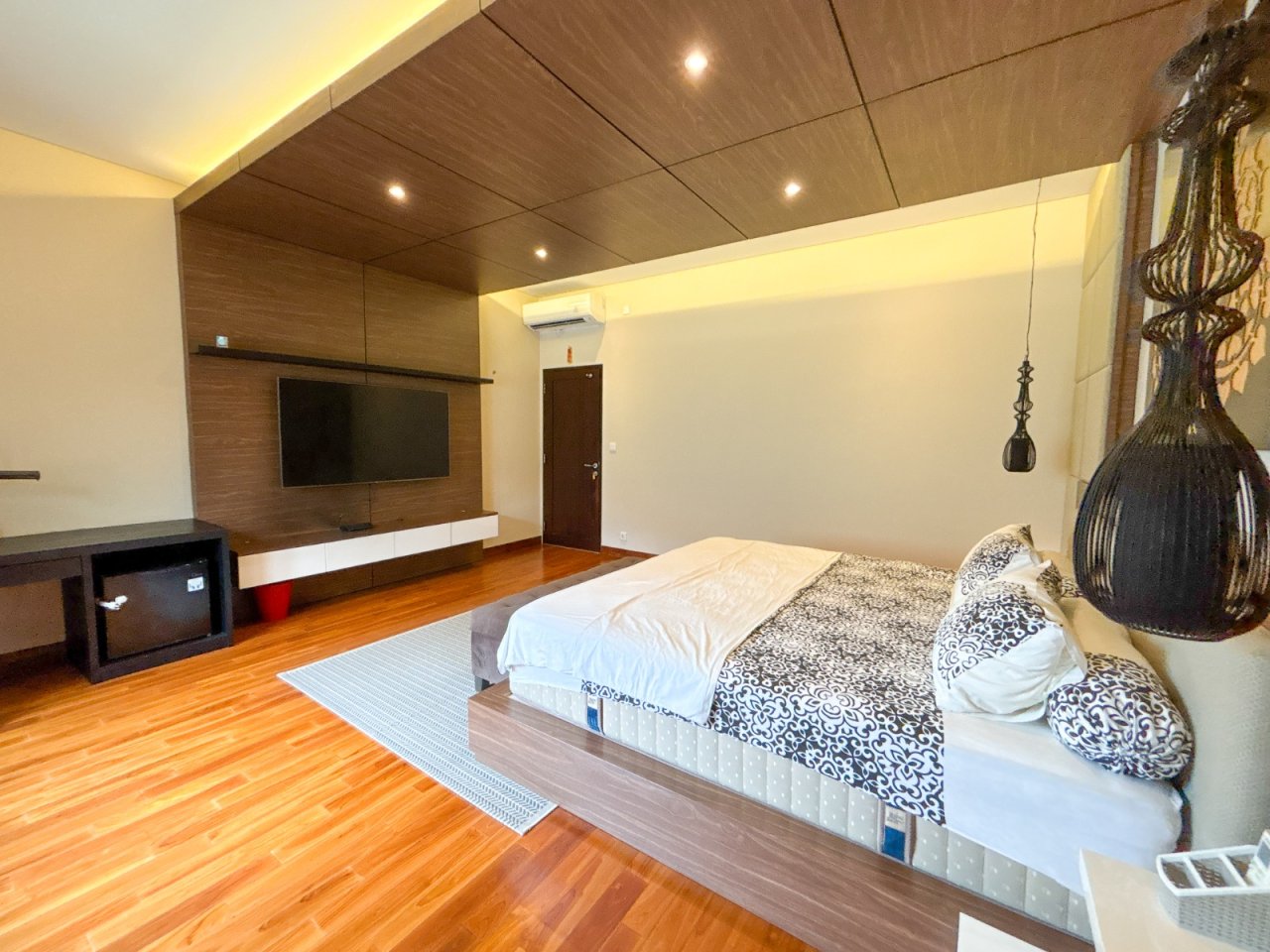 Residence Beige Garden Arrange Direct View