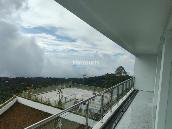 The You Modern Private Three