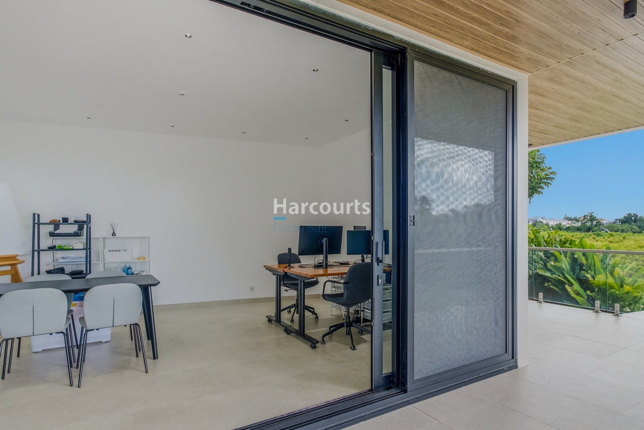 16 Office Room 2 Large