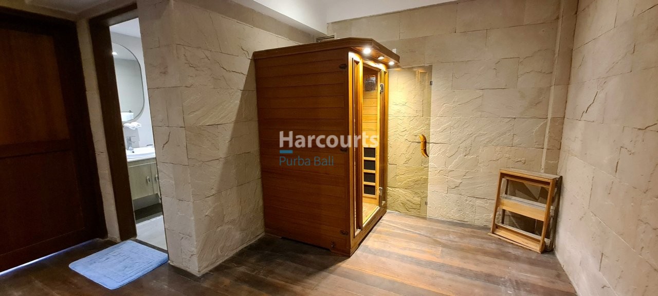 Bali Highland Villa Sauna Wood Floor