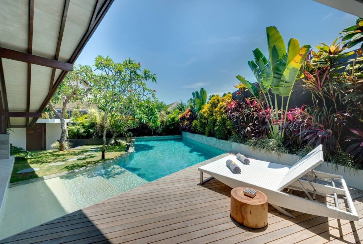 Bed Seminyak Gated Estate View Exclusive