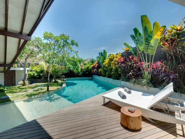 Bed Seminyak Gated Estate View Exclusive